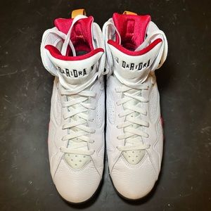Air Jordan Cardinal 7. Clean shoe great for everyday fits or a pick up game.